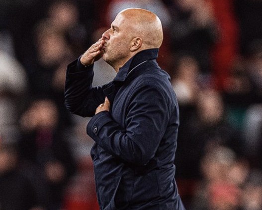 利物浦大胜后斯洛特谈定位球、比赛局势与维尔茨伤情