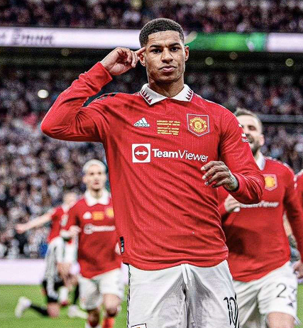 罗马诺披露曼联转会动态：出售双星或筹8000万欧预算